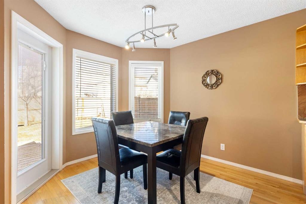 227 Bridlewood Circle Sw, Calgary, AB - Indoor Photo Showing Dining Room