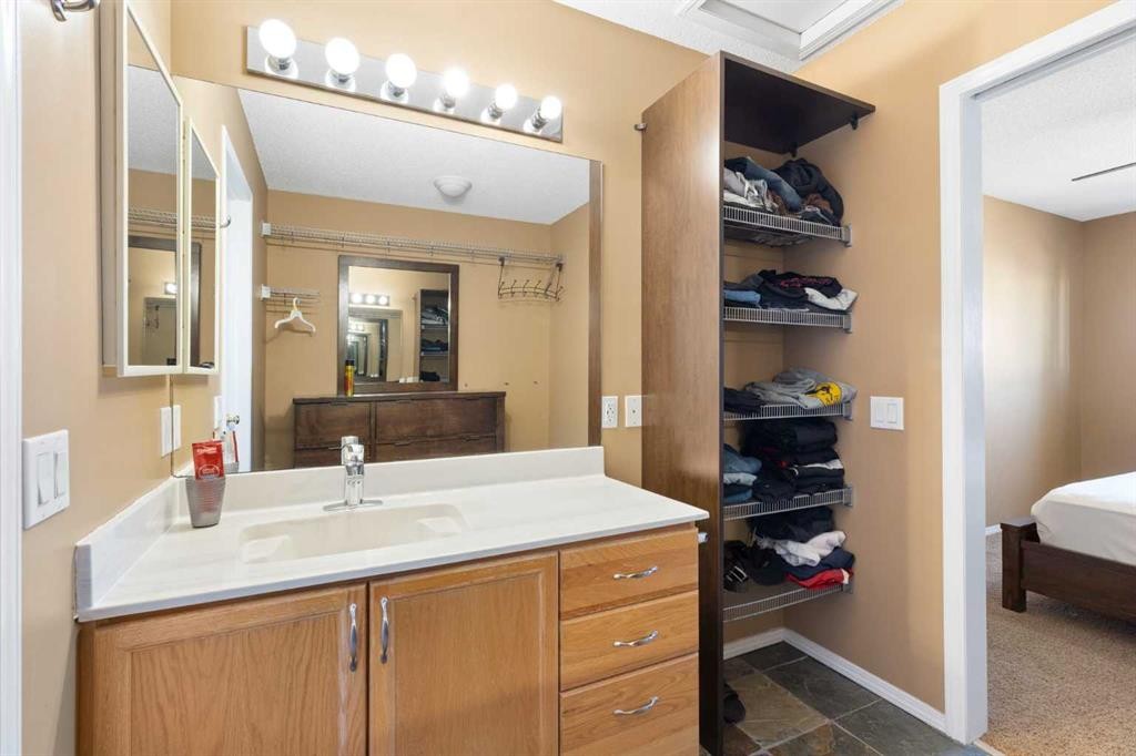 227 Bridlewood Circle Sw, Calgary, AB - Indoor Photo Showing Bathroom