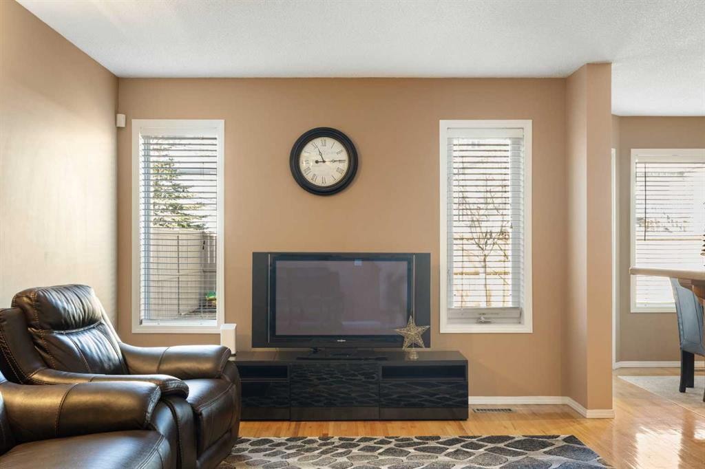 227 Bridlewood Circle Sw, Calgary, AB - Indoor Photo Showing Other Room