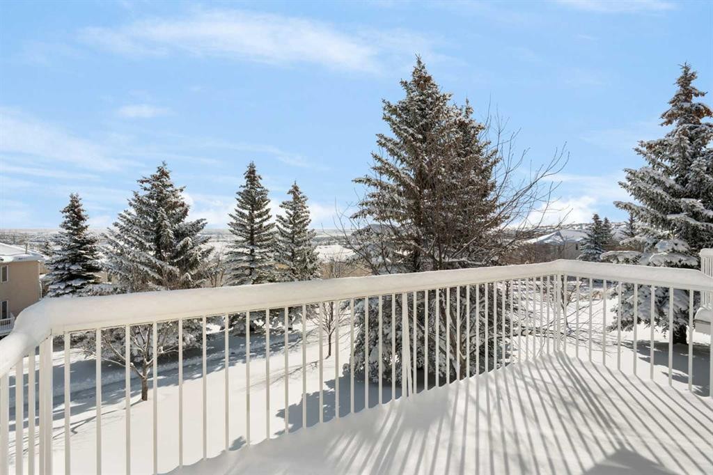 100 Hamptons Link Nw, Calgary, AB - Outdoor