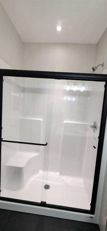 5518 52 Street, Olds, AB - Indoor Photo Showing Bathroom