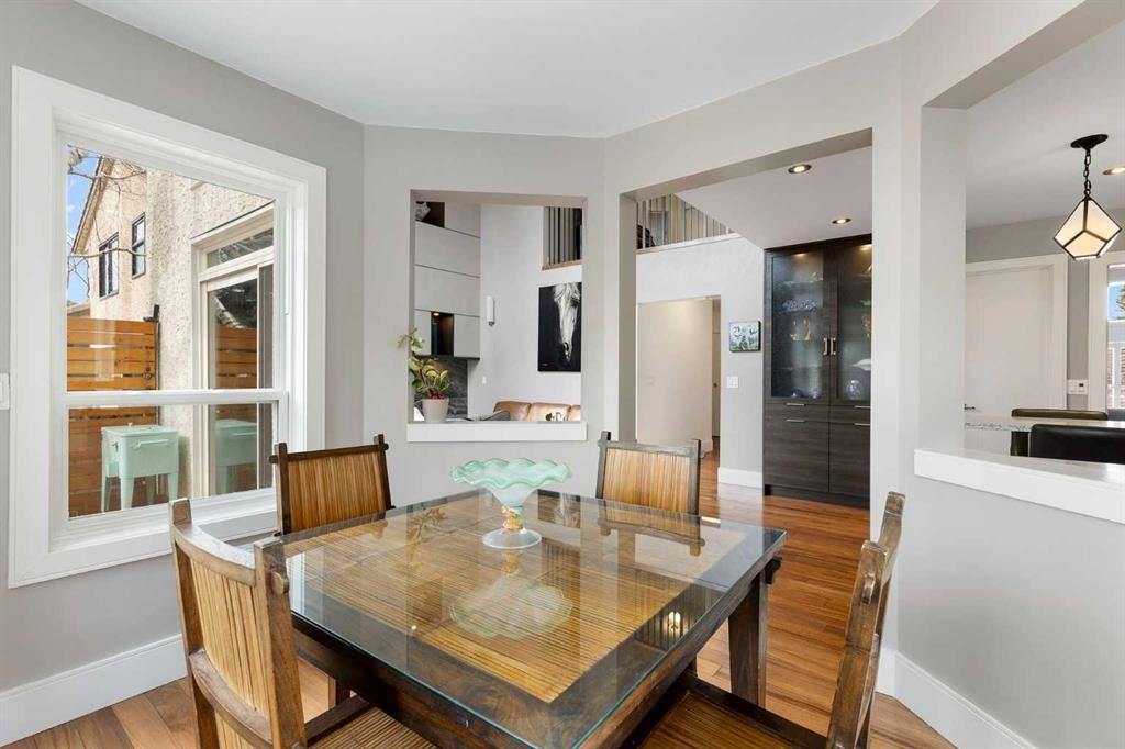 106 Shawnee Place Sw, Calgary, AB - Indoor Photo Showing Dining Room