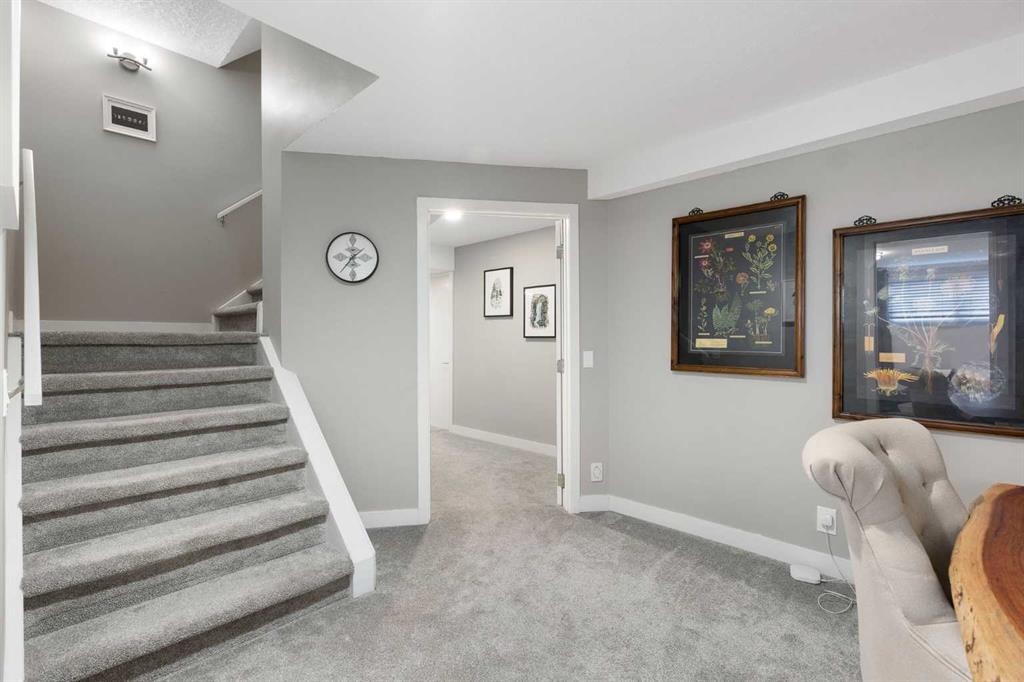 106 Shawnee Place Sw, Calgary, AB - Indoor Photo Showing Other Room