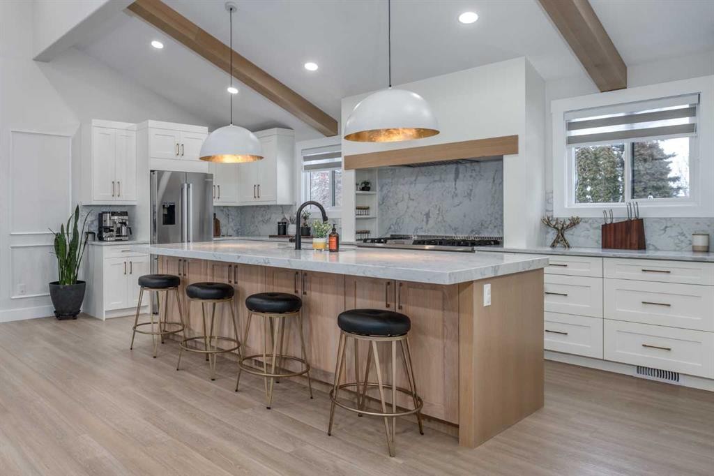 168 Oakside Circle, Calgary, AB - Indoor Photo Showing Kitchen With Upgraded Kitchen