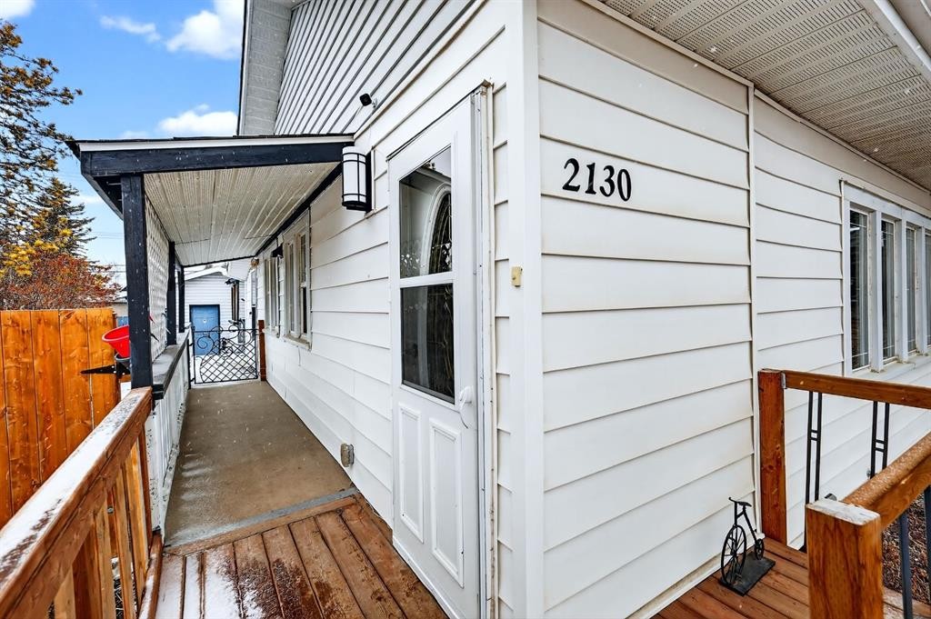 2130 20 Avenue, Bowden, AB - Outdoor With Exterior