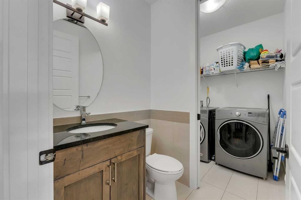 43 Saddlelake Manor Ne, Calgary, AB - Indoor Photo Showing Laundry Room