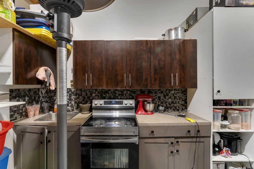 43 Saddlelake Manor Ne, Calgary, AB - Indoor