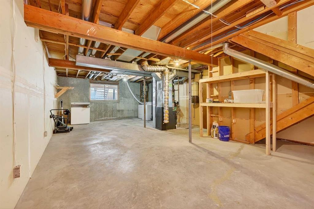 1502 Ranchlands Way Nw, Calgary, AB - Indoor Photo Showing Basement