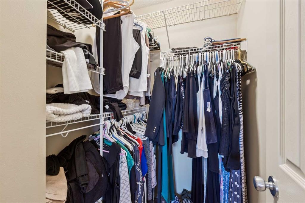 15008 Prestwick Boulevard Se, Calgary, AB - Indoor With Storage