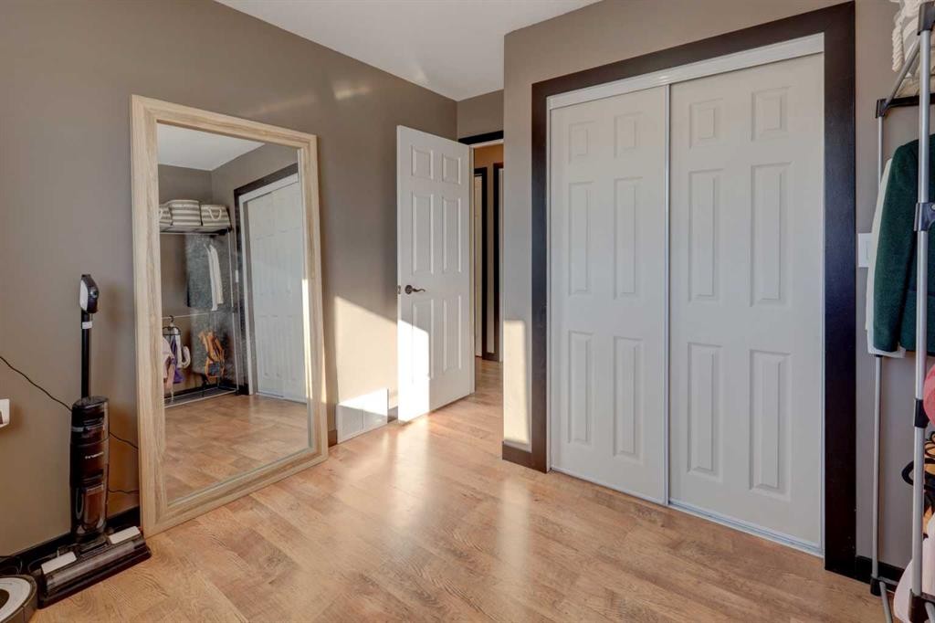 823 Bankview Drive, Drumheller, AB - Indoor Photo Showing Other Room