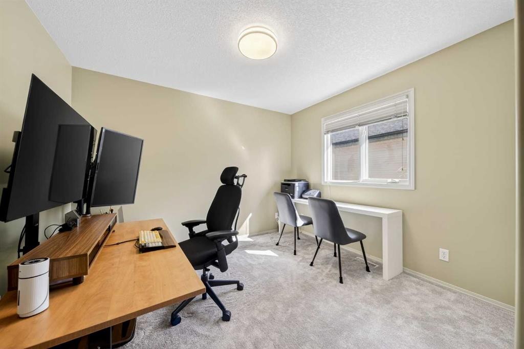 46 Discovery Ridge Road Sw, Calgary, AB - Indoor Photo Showing Office