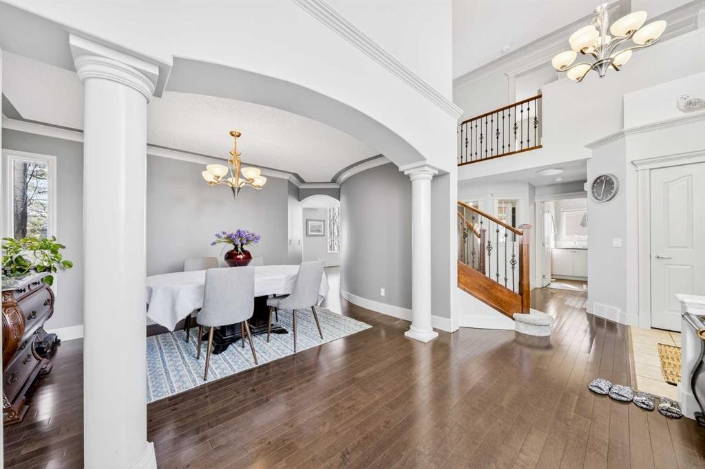 46 Discovery Ridge Road Sw, Calgary, AB - Indoor