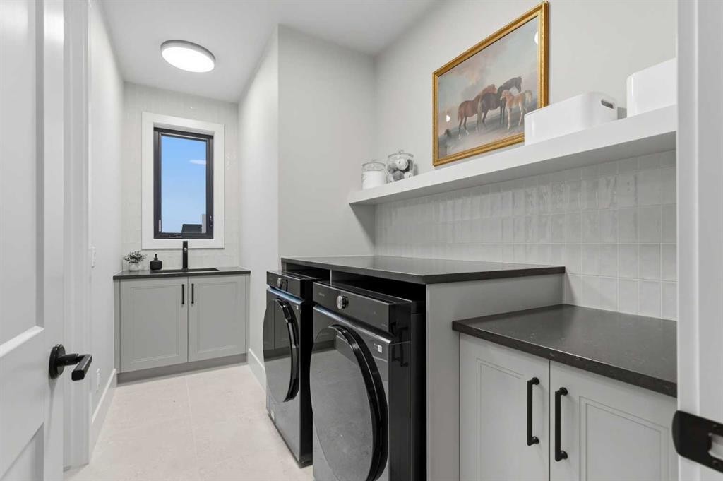 53 Watermark Crescent, Rural Rocky View County, AB - Indoor Photo Showing Laundry Room