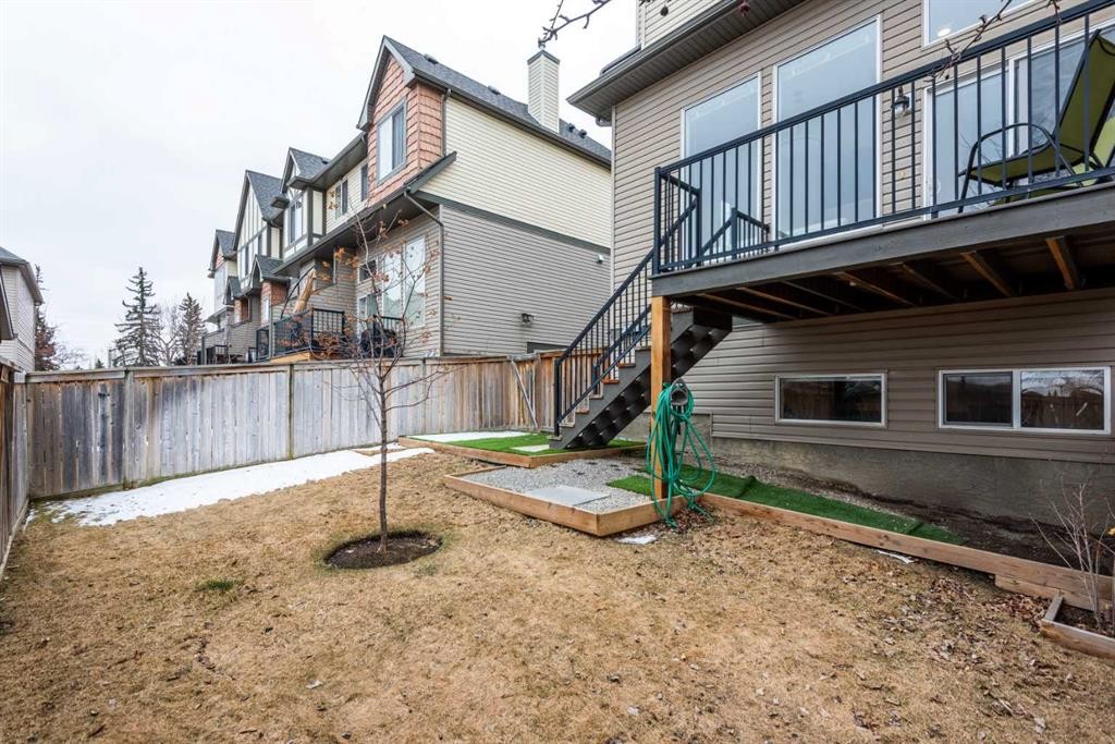 14 Everridge Common Sw, Calgary, AB - Outdoor