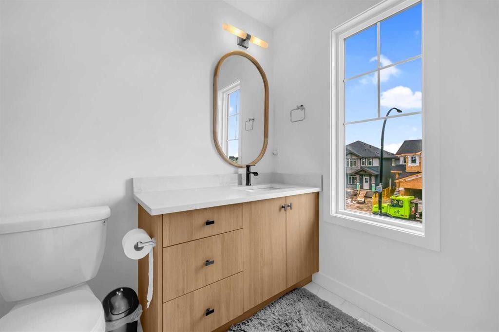 288 Sora Terrace Se, Calgary, AB - Indoor Photo Showing Bathroom