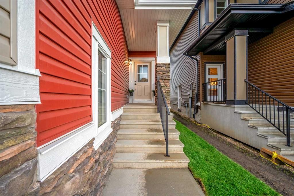 288 Sora Terrace Se, Calgary, AB - Outdoor With Exterior