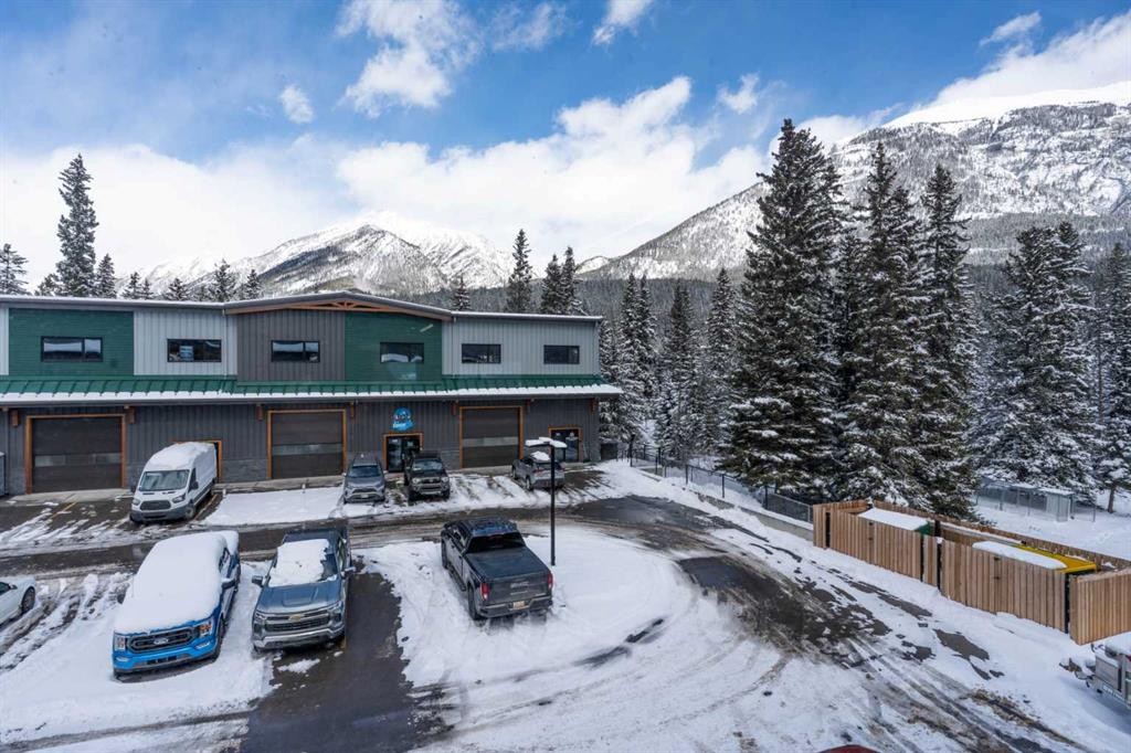 112-200 Alpine Meadows, Canmore, AB