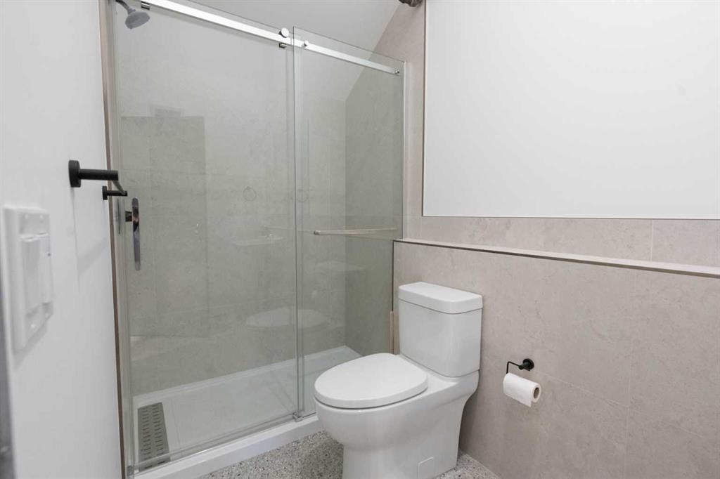 112-200 Alpine Meadows, Canmore, AB