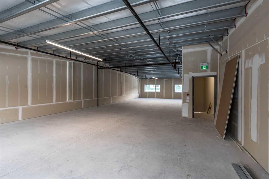 112-200 Alpine Meadows, Canmore, AB