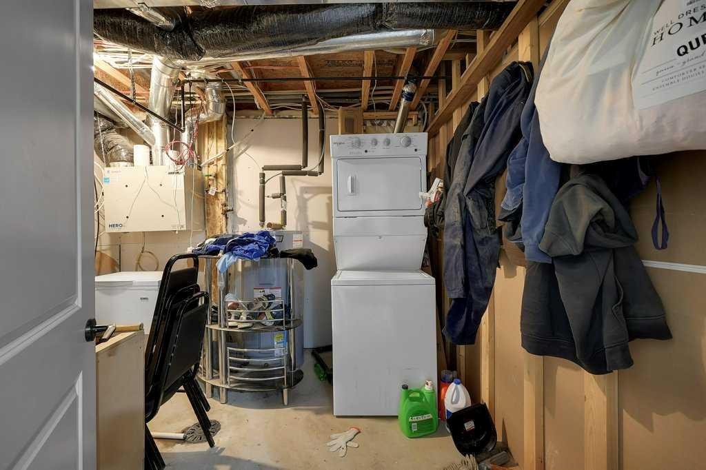 103 Highview Gate Se, Airdrie, AB - Indoor