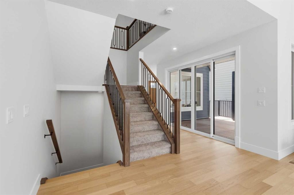 378 Bessborough Drive Sw, Calgary, AB - Indoor Photo Showing Other Room