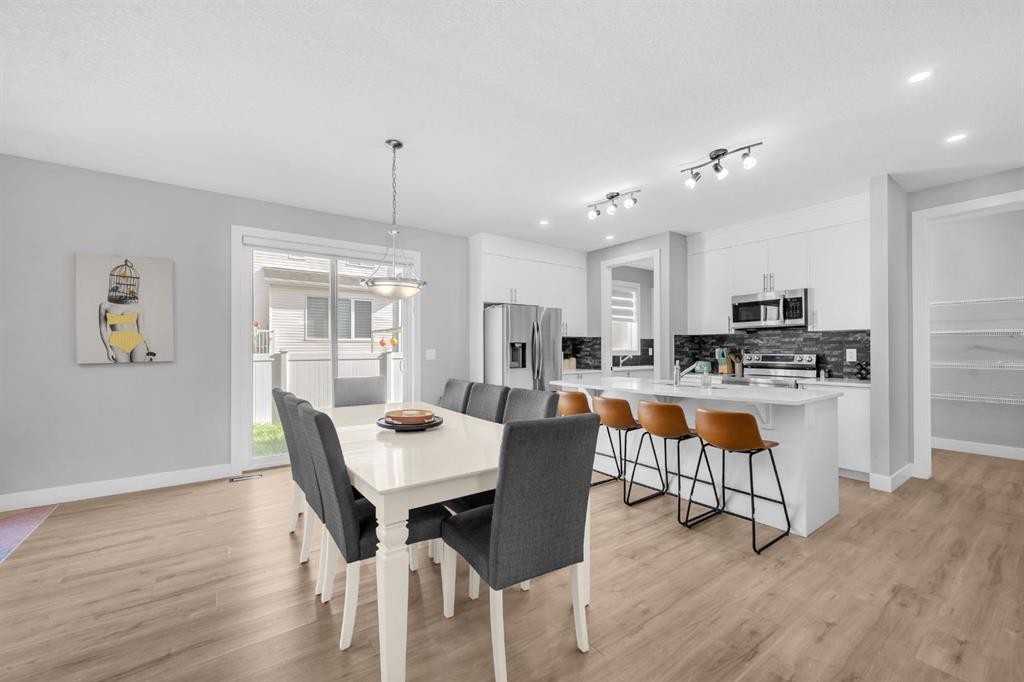 155 Carringham Way Nw, Calgary, AB - Indoor