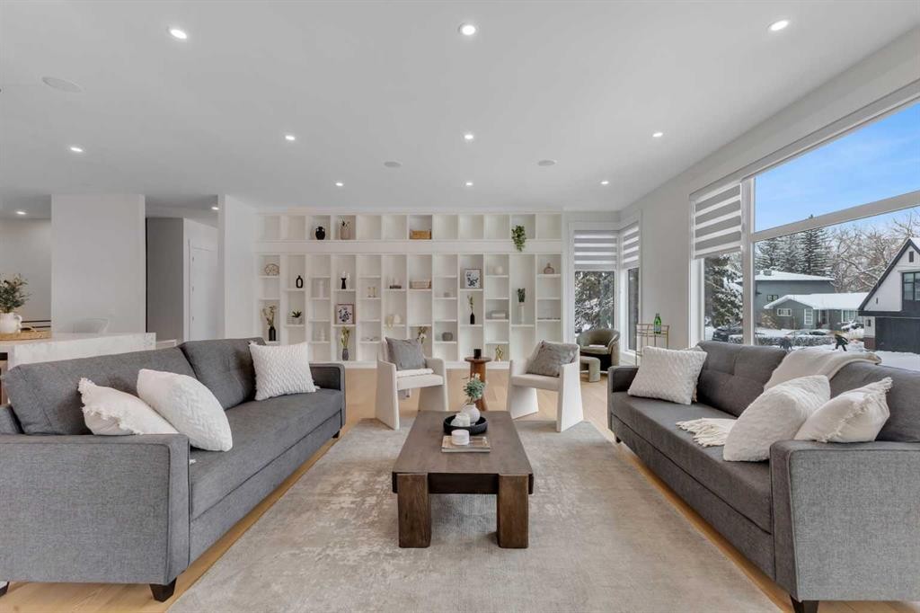 30 Roselawn Crescent Nw, Calgary, AB - Indoor Photo Showing Living Room
