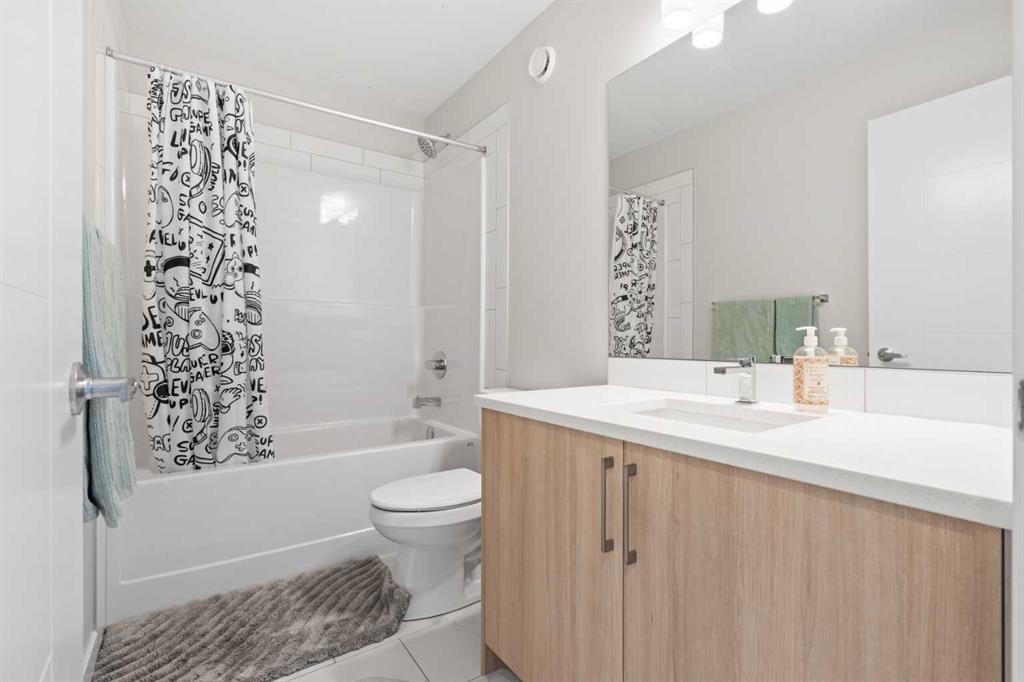 60 Ranchers View, Okotoks, AB - Indoor Photo Showing Bathroom