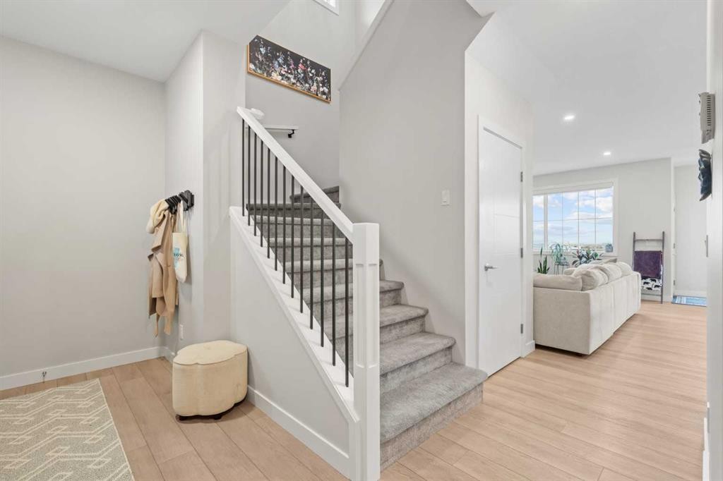 60 Ranchers View, Okotoks, AB - Indoor Photo Showing Other Room