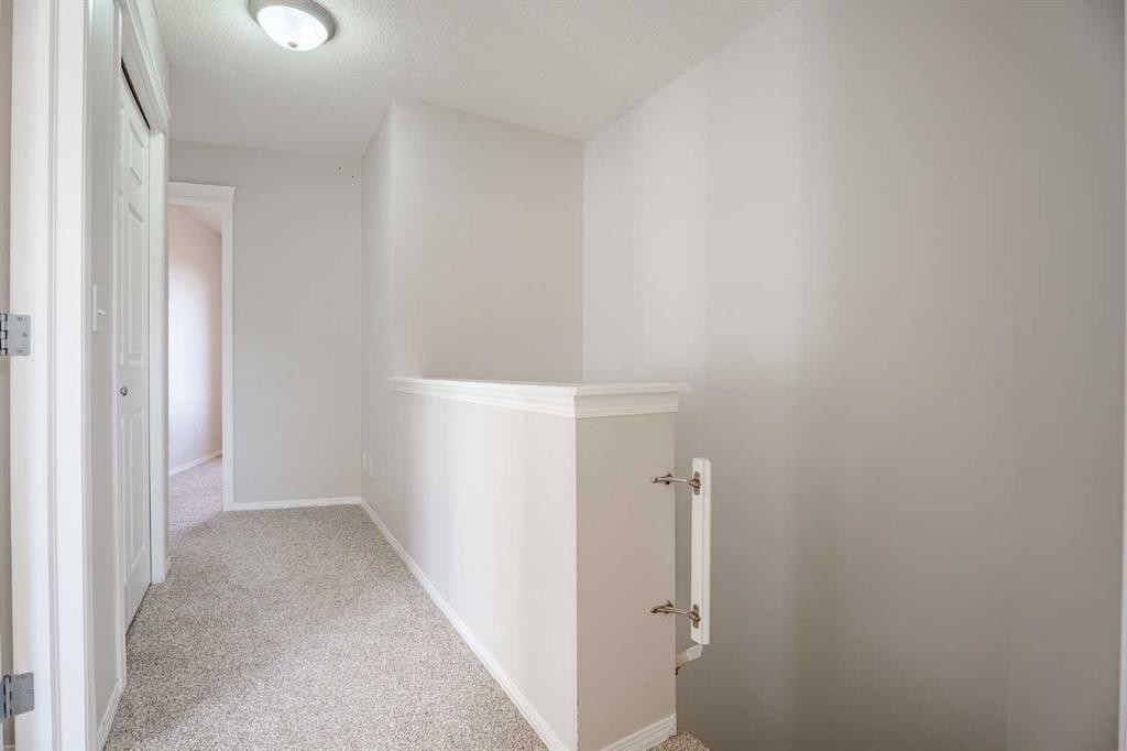 122 Panamount Drive Nw, Calgary, AB - Indoor Photo Showing Other Room
