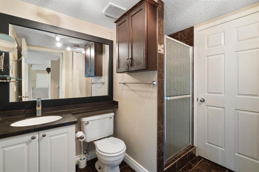 59 Panorama Hills Road Nw, Calgary, AB - Indoor Photo Showing Bathroom