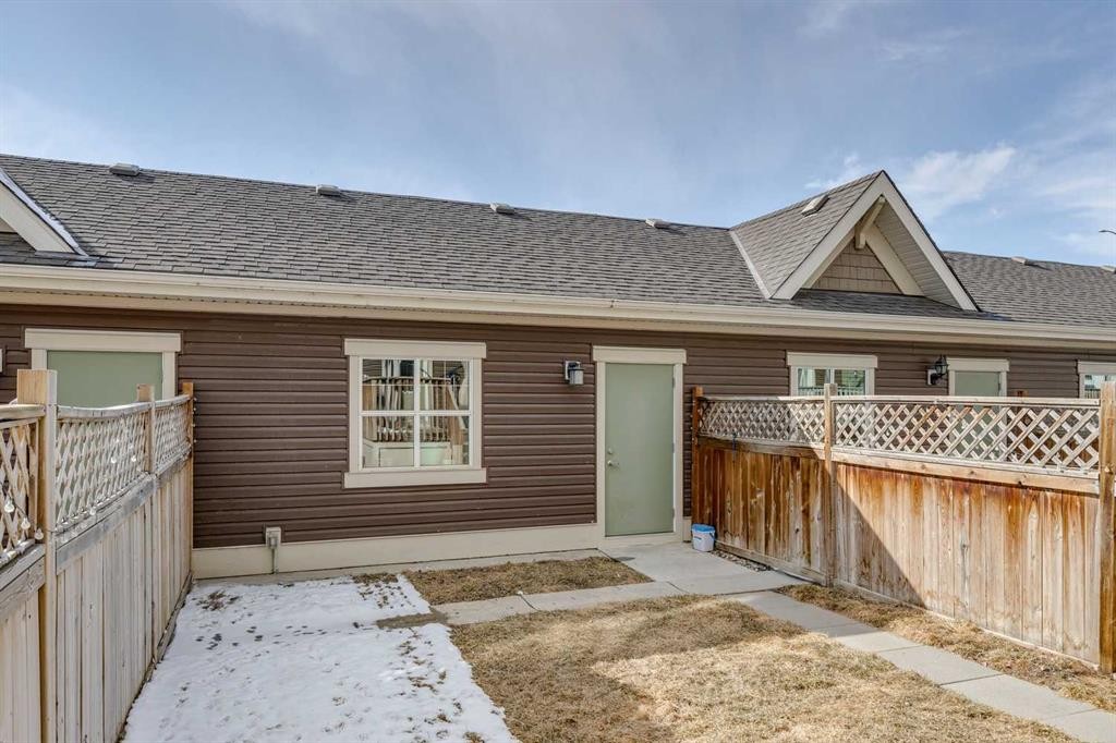 166 Legacy Common Se, Calgary, AB - Outdoor With Deck Patio Veranda With Exterior