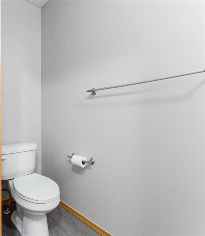 14 Taralea Bay Ne, Calgary, AB - Indoor Photo Showing Bathroom