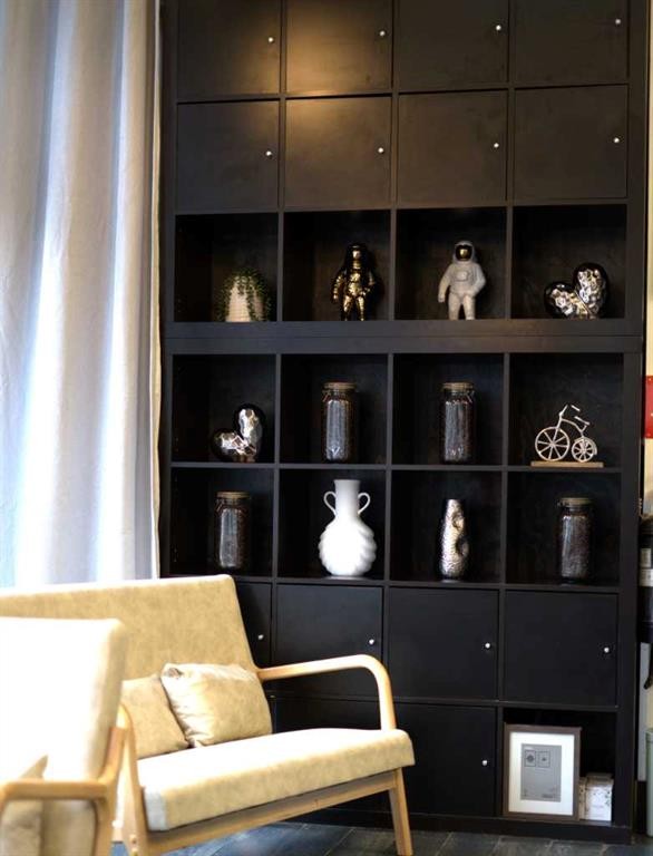 123 Downtown Lane, Calgary, AB