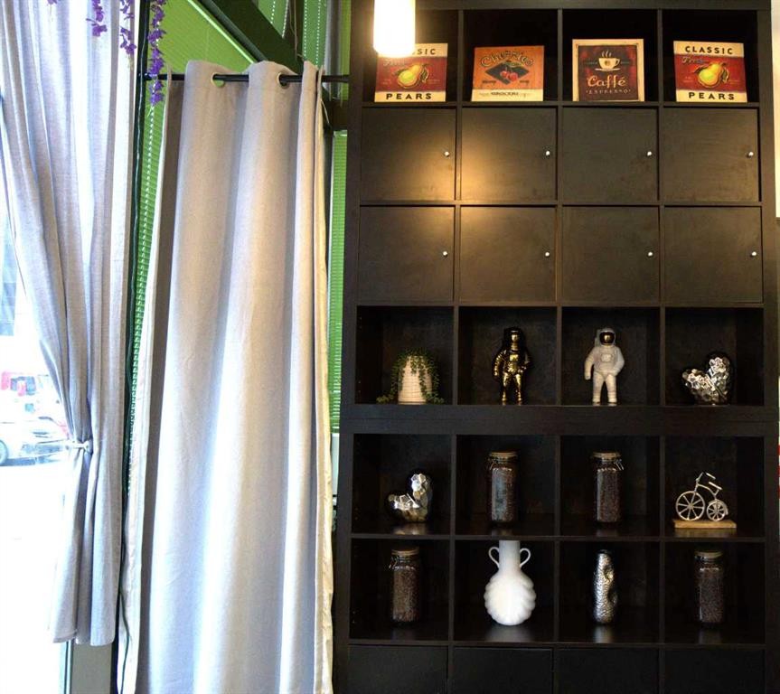 123 Downtown Lane, Calgary, AB