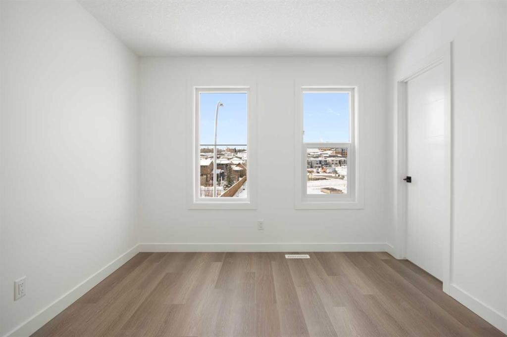 2235 81St Street Sw, Calgary, AB - Indoor Photo Showing Other Room