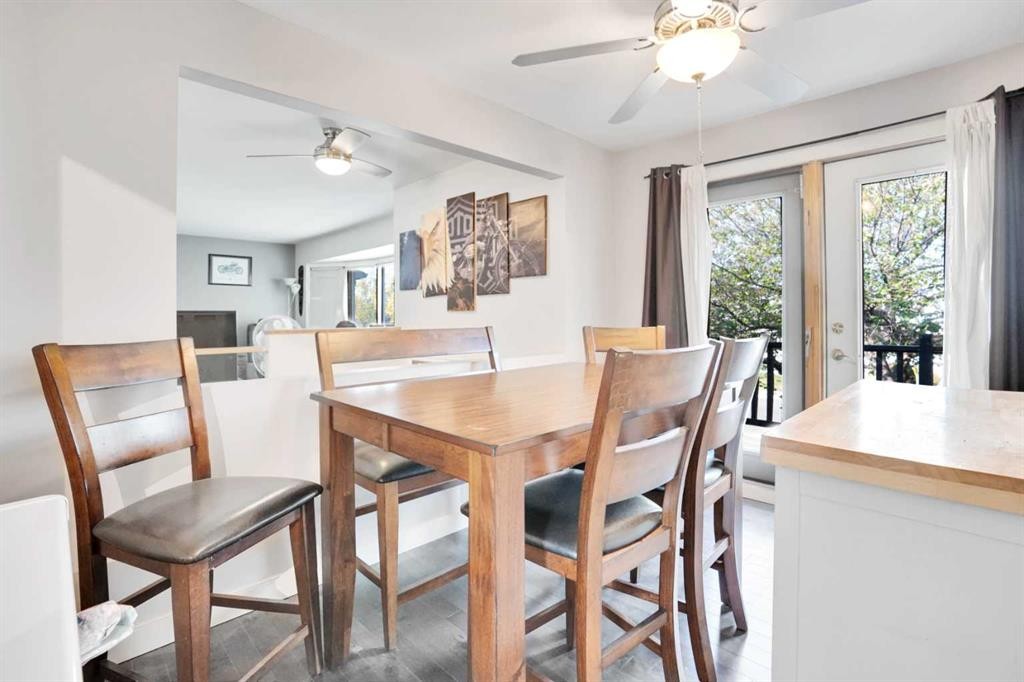 4764 Rundlewood Drive Ne, Calgary, AB - Indoor Photo Showing Dining Room