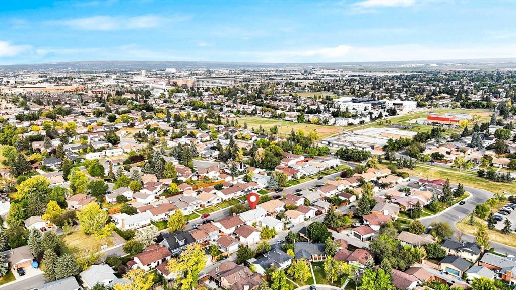 4764 Rundlewood Drive Ne, Calgary, AB - Outdoor With View