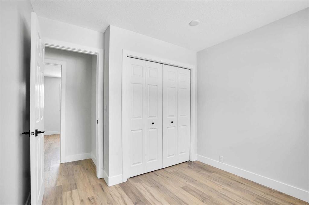 363 Templeside Circle Ne, Calgary, AB - Indoor Photo Showing Other Room