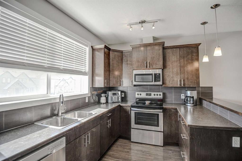 170 Skyview Ranch Road Ne, Calgary, AB - Indoor Photo Showing Kitchen With Stainless Steel Kitchen With Double Sink