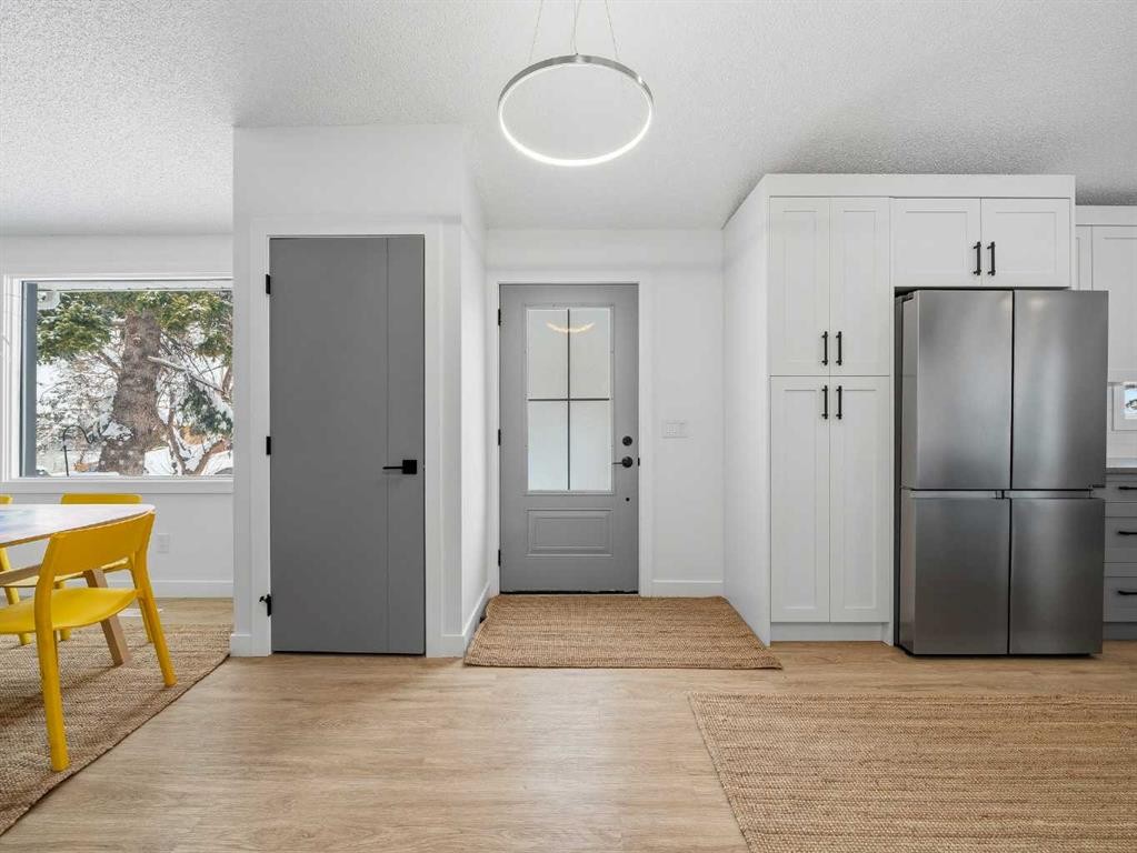 7723 Hunterview Drive Nw, Calgary, AB - Indoor