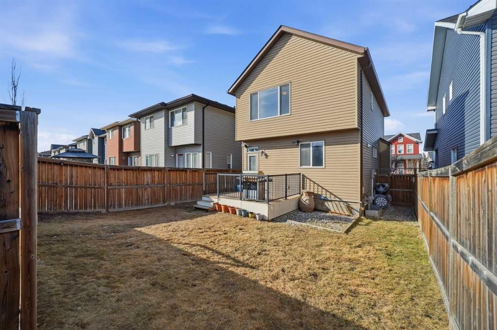 67 Evanspark Road Nw, Calgary, AB - Outdoor With Exterior