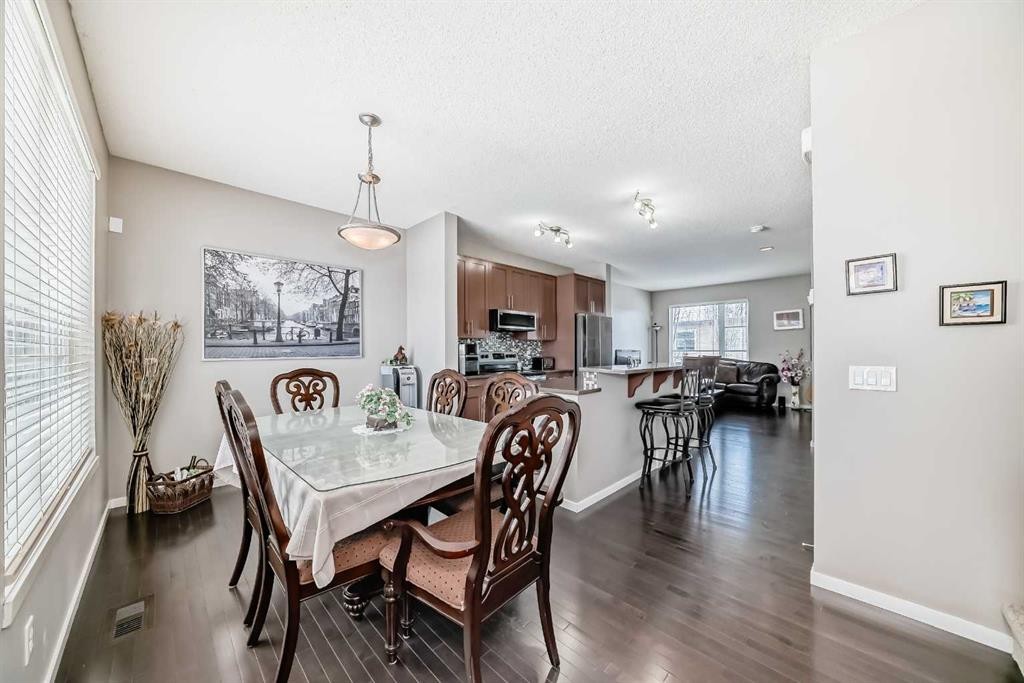 188 Chapalina Square Se, Calgary, AB - Indoor Photo Showing Dining Room