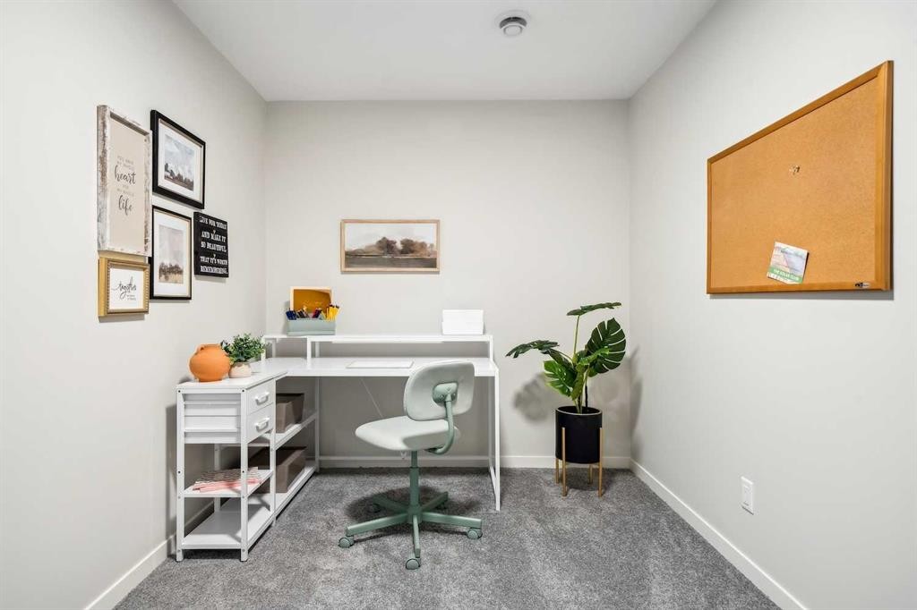 224 Vantage Drive, Cochrane, AB - Indoor
