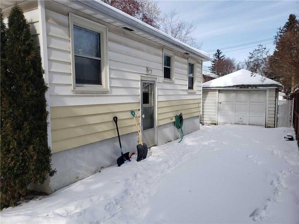 428 32 Avenue Nw, Calgary, AB - Outdoor With Exterior