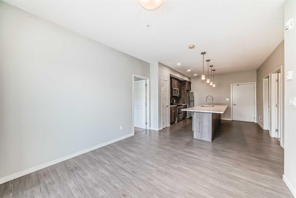 212-20 Seton Park Se, Calgary, AB - Indoor