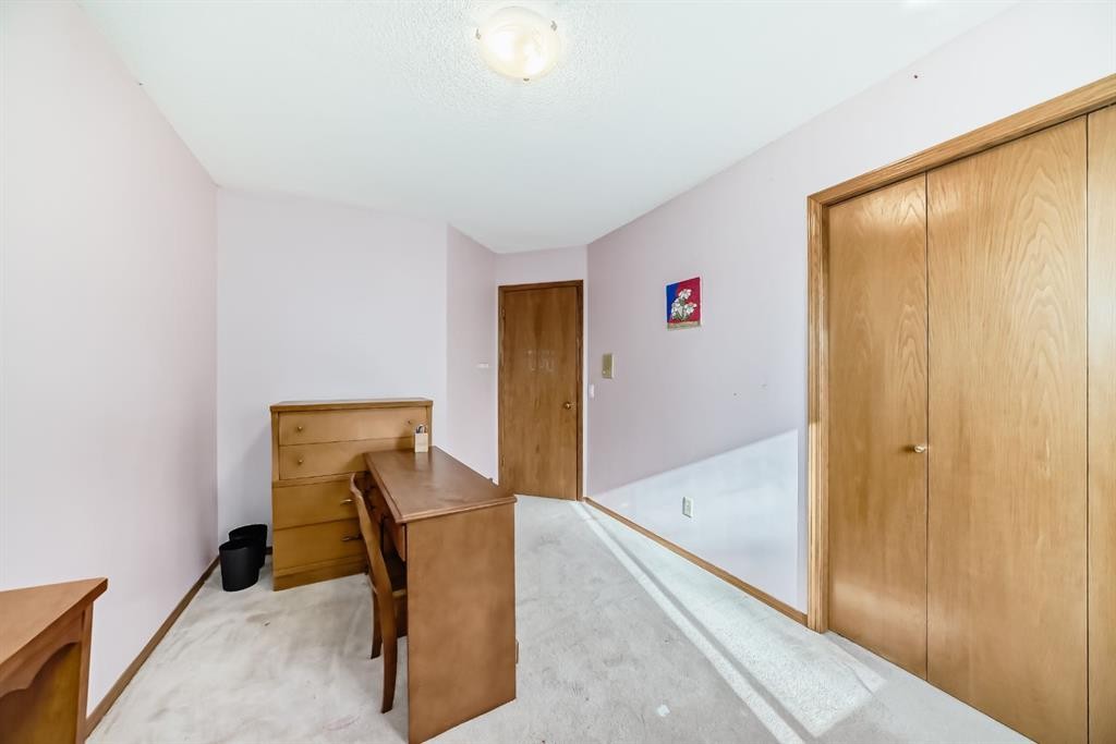 142 Edgeview Road Nw, Calgary, AB - Indoor