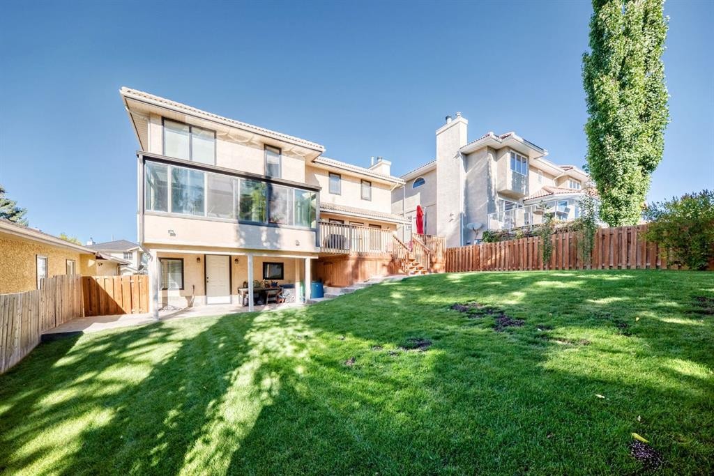 142 Edgeview Road Nw, Calgary, AB - Outdoor