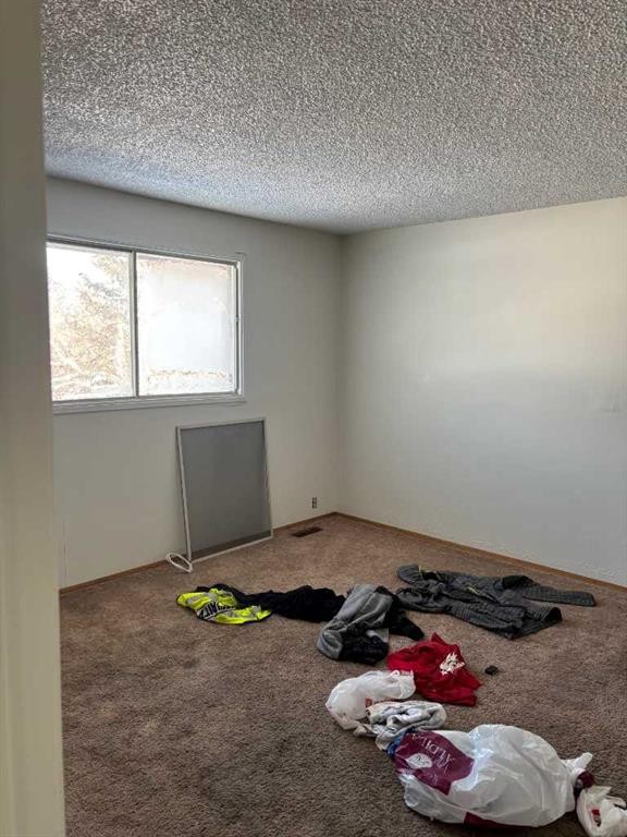 128 Dovercrest Way Se, Calgary, AB - Indoor