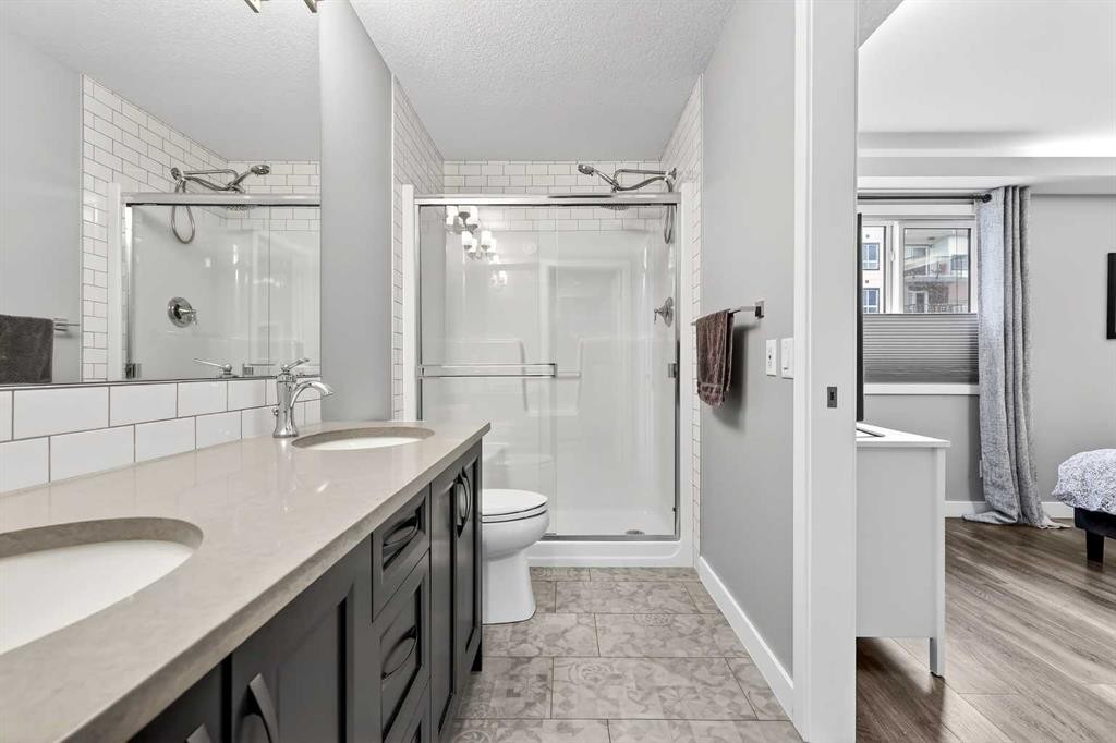 322 Masters Row Se, Calgary, AB - Indoor Photo Showing Bathroom